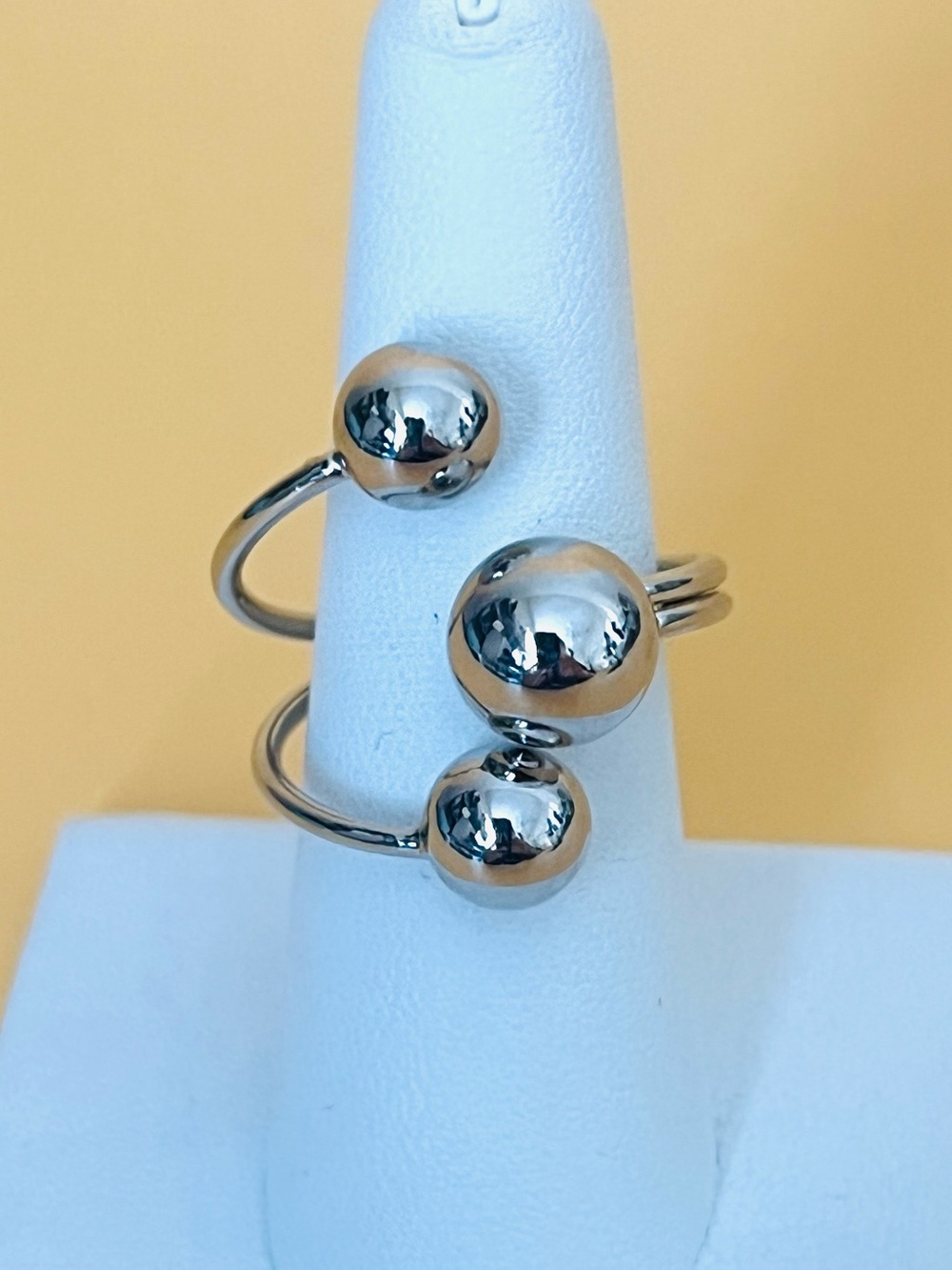 Contemporary Silver .925 Ball Open Ring size 8